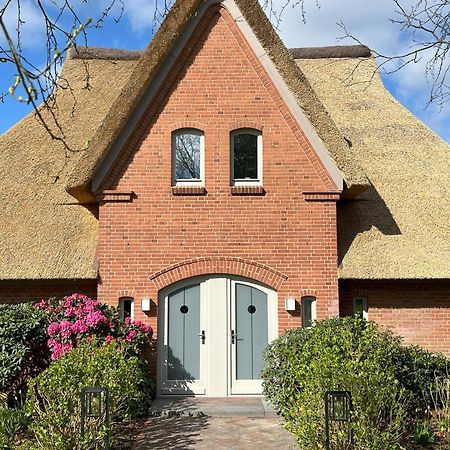 Reetdach-Landhaus Mini Haubarg Tating Exterior foto
